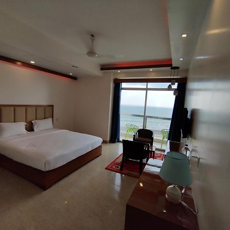 Hotel Sea Moon Кокс Базар Екстериор снимка