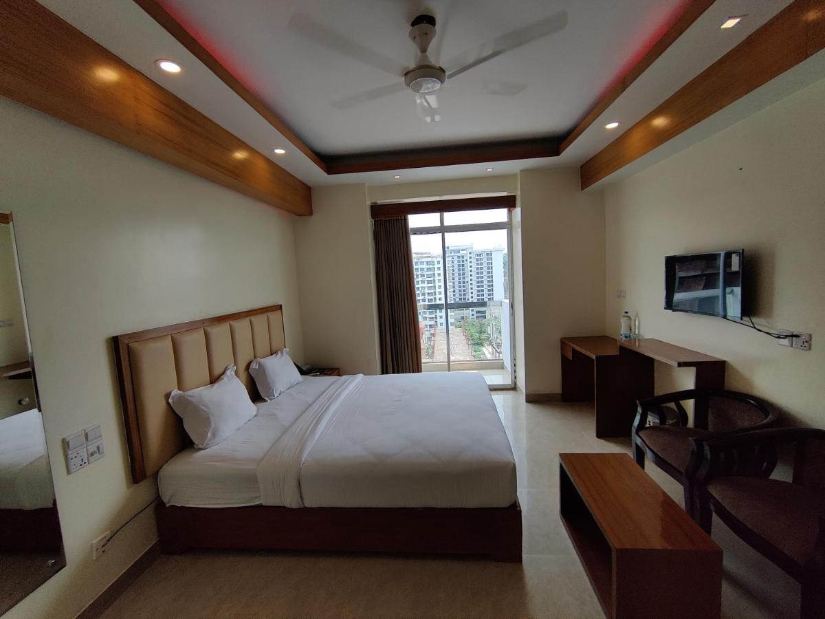 Hotel Sea Moon Кокс Базар Екстериор снимка