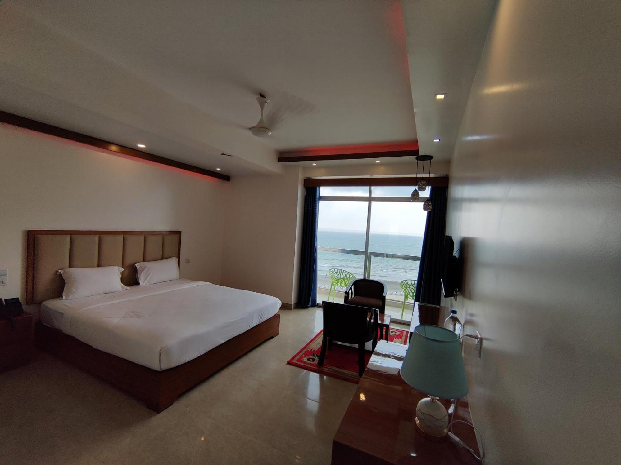 Hotel Sea Moon Кокс Базар Екстериор снимка